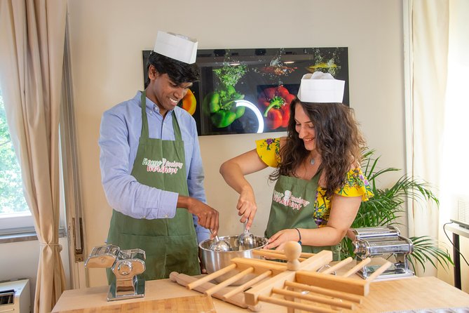 Authentic Pasta and Tiramisu Cooking Class - Dietary Needs and Vegetarian Options: Plan Ahead