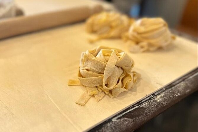 Authentic Pasta and Tiramisù cooking class at spanish steps - Tiramisù, Cooked Together: Classic Layers and a Limoncello Finish
