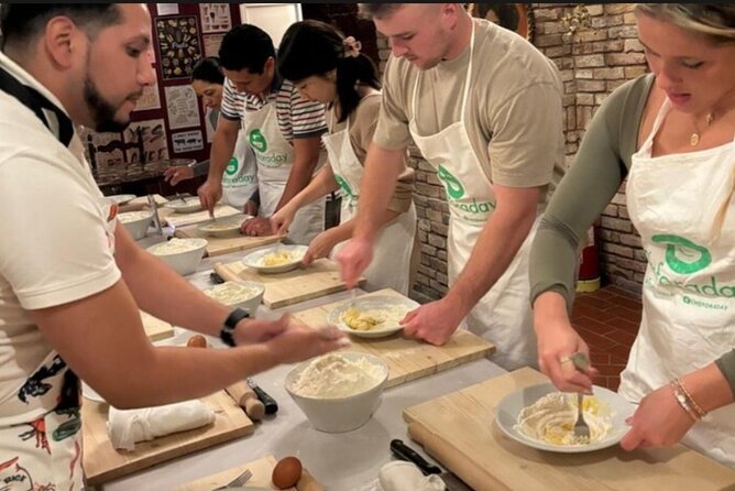 Authentic Pasta and Tiramisù cooking class at spanish steps - Group Size, Who Teaches, and Why You Get a Certificate