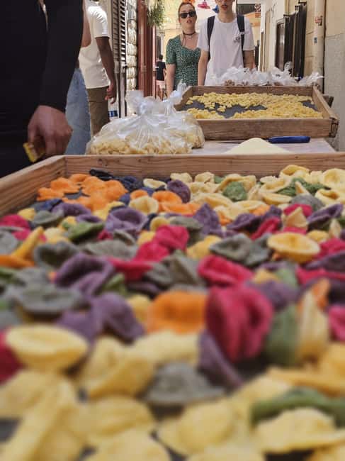Bari: Pasta Experience Walking Tour - What You Eat and Drink: Orecchiette, Tomato Sauce, and a Glass of Wine