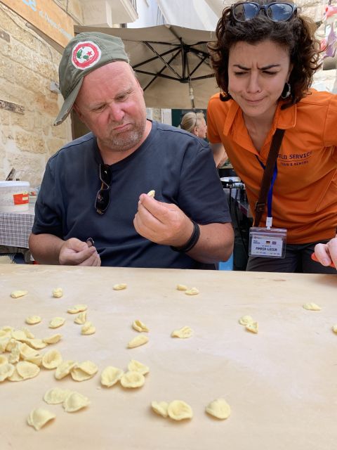 Bari Rickshaw Tour with Pasta Experience - The food and wine: Primitivo, tomato sauce, and local flavors