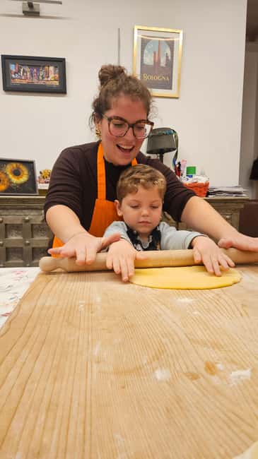 Bologna: Express Pasta-Making Class with Tasting - Meet at Via Sabotino: The One Spot You Must Find First