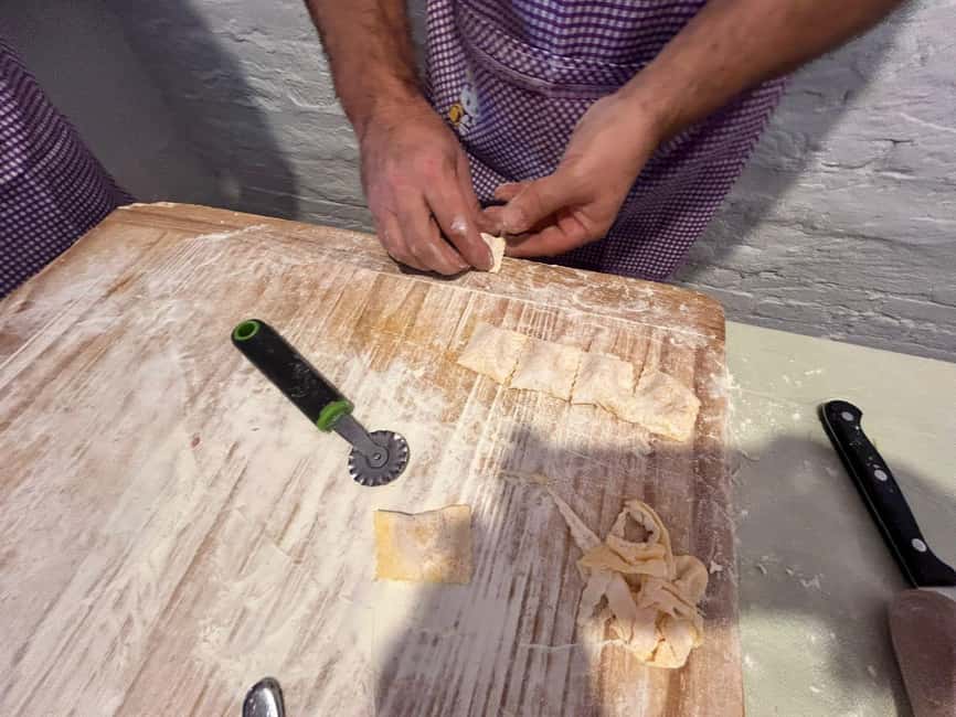 Bologna: Pasta Tagliatelle al Ragu Cooking Class with Wine - Lunch at the Family Table: Wine, Dessert, Coffee