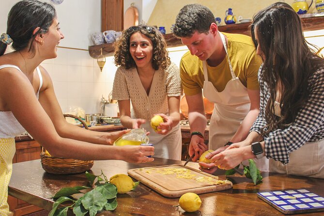 Fresh pasta and Limoncello course in a lemon grove - Who this experience fits best