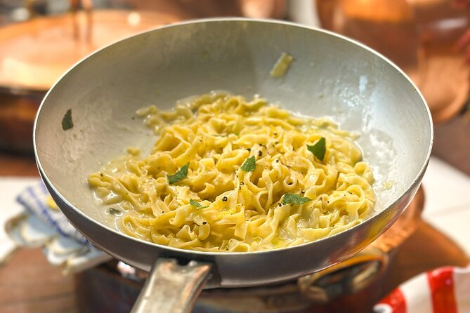 Fresh pasta and Limoncello course in a lemon grove - Meeting up at Palazzetto dello Sport and walking to the facility