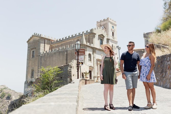 Godfather vs Mafia Tour & Pasta Lunch (Small Group or Private) - Sicilian pasta lunch with red wine and panoramic views