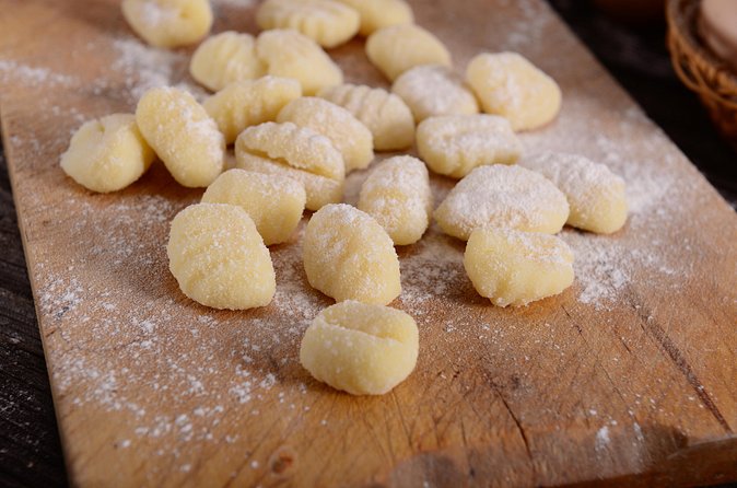 Hands - on Pasta Making and Gelato Class - Quick Rome Stops: Pantheon and Piazza Navona Photo-and-Breath Breaks