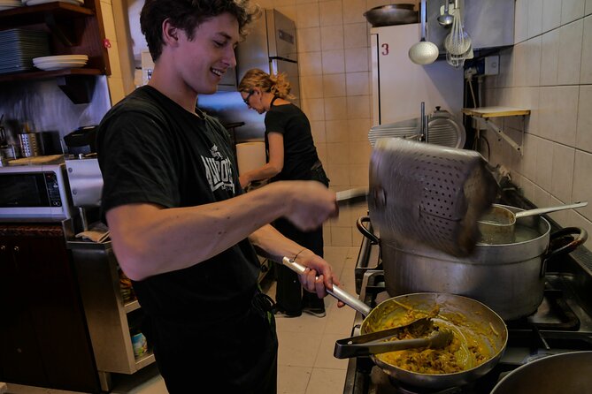 Make Pasta Carbonara from Scratch in a Jazz Club in Venice - Location and Timing: How to Avoid the Biggest Headache