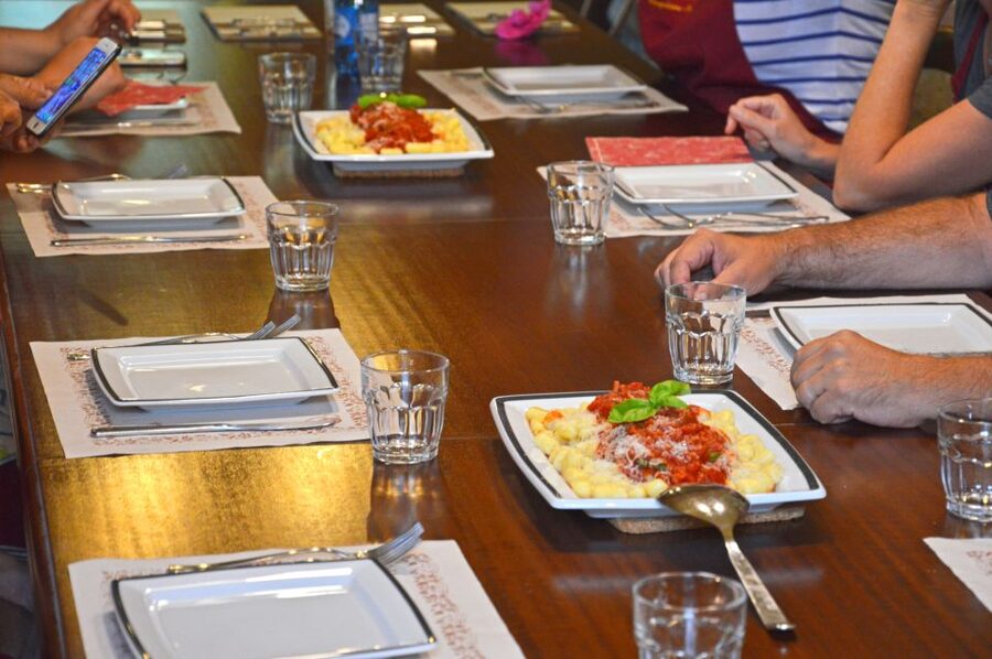 Montepulciano: Tuscan Cooking Class Traditional Pasta Menu - The pasta lesson: rolling up your sleeves for pappardelle and pici