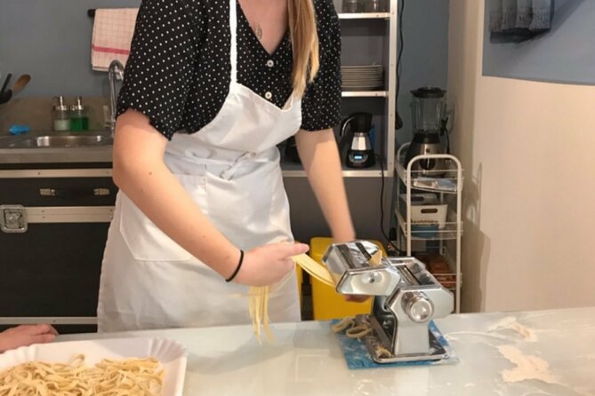 My Granny's secrets: Making pasta in the heart of Verona - A real Verona home: meeting point, small group, and cat company