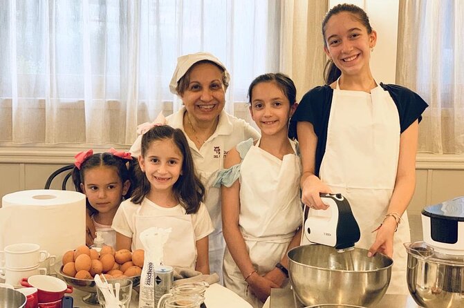 Pasta and Tiramisu Cooking Class with Wine in Venice - Small Group Cooking: What You Gain From a Max 12 Class
