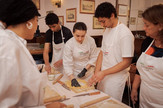 Pasta Cooking Class in Rome - Fettuccine Class in Piazza Navona - Piazza Navona makes this fettuccine class feel like more than cooking