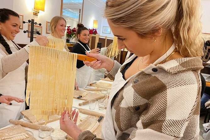 Pasta Cooking Class in Rome - Fettuccine Class in Piazza Navona - Who should book this fettuccine class (and who should skip it)