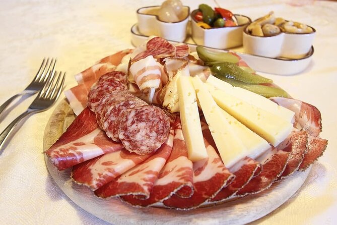 Private Godfather and Taormina Boat Tour with Appetizer and Pasta - FAQ