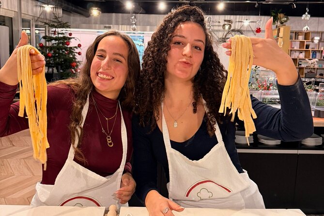 Rome Fresh Pasta & Tiramisu Cooking Class near Piazza Venezia - The Teaching Style: Clear Steps, Patient Chefs, Real Confidence