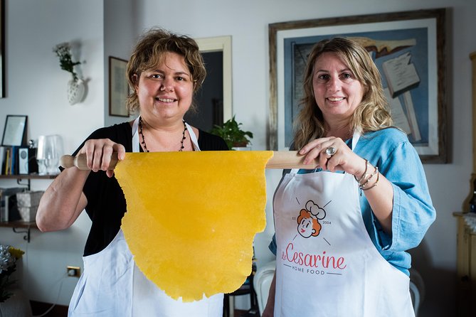 Share Your Pasta Love in a Local’s Home in Venice - Hands-on pasta making: where the work actually happens