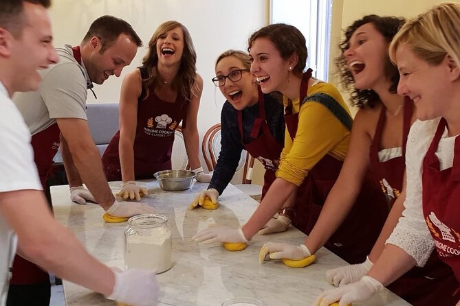 Trastevere Food Tour with Pasta-Making Class - Who should book this Trastevere pasta experience