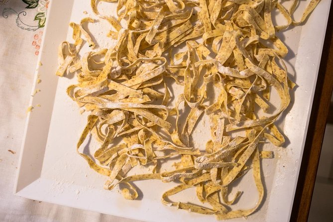 Tuscan Pasta & Wine Experience in San Gimignano: Cook & Taste - Winery tour and tasting: three local wines with lunch energy