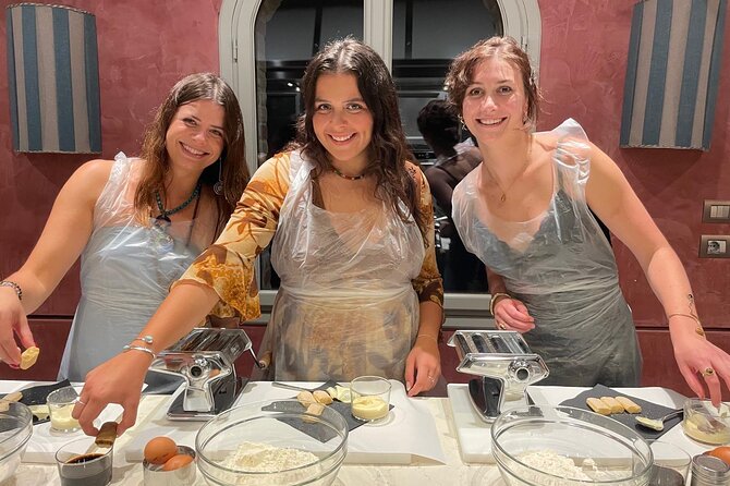 Venice: Pasta and Tiramisu Cooking Class - Venice Dorsoduro Cooking Class: Why Pasta and Tiramisu Work So Well