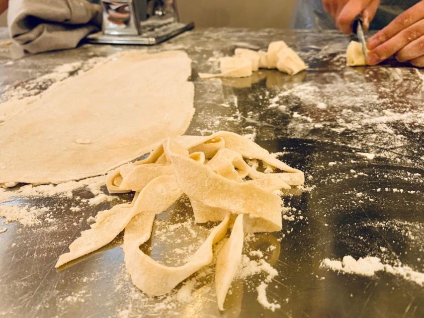 Venice: Pasta and Tiramisu Cooking Class with Wine - Key Details You’ll Care About