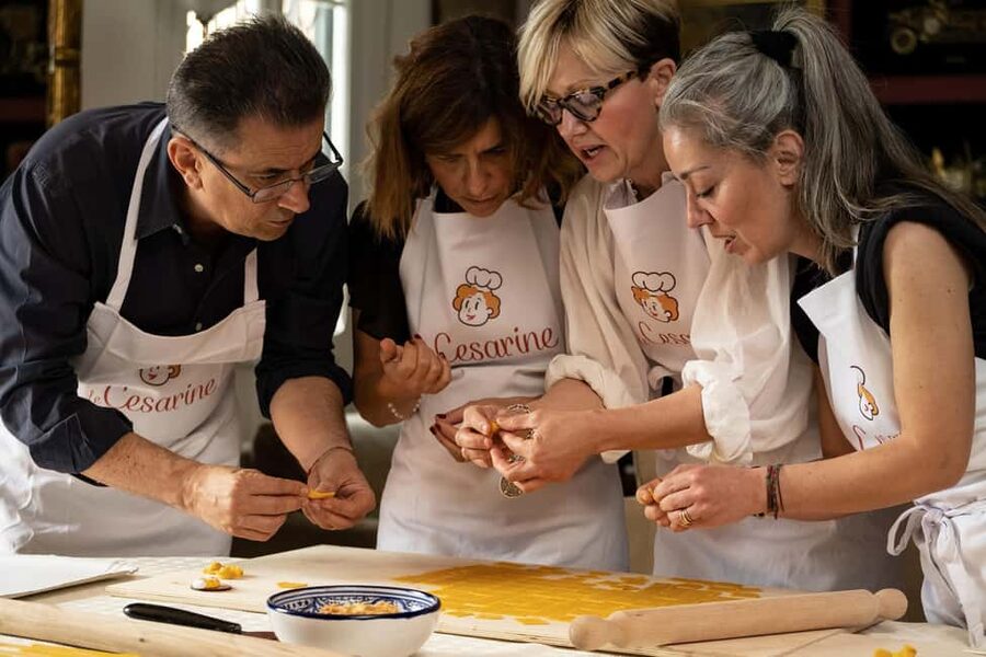 Venice: Share Your Pasta Love in a Local’s Home - From welcome aperitivo to real kitchen instructions